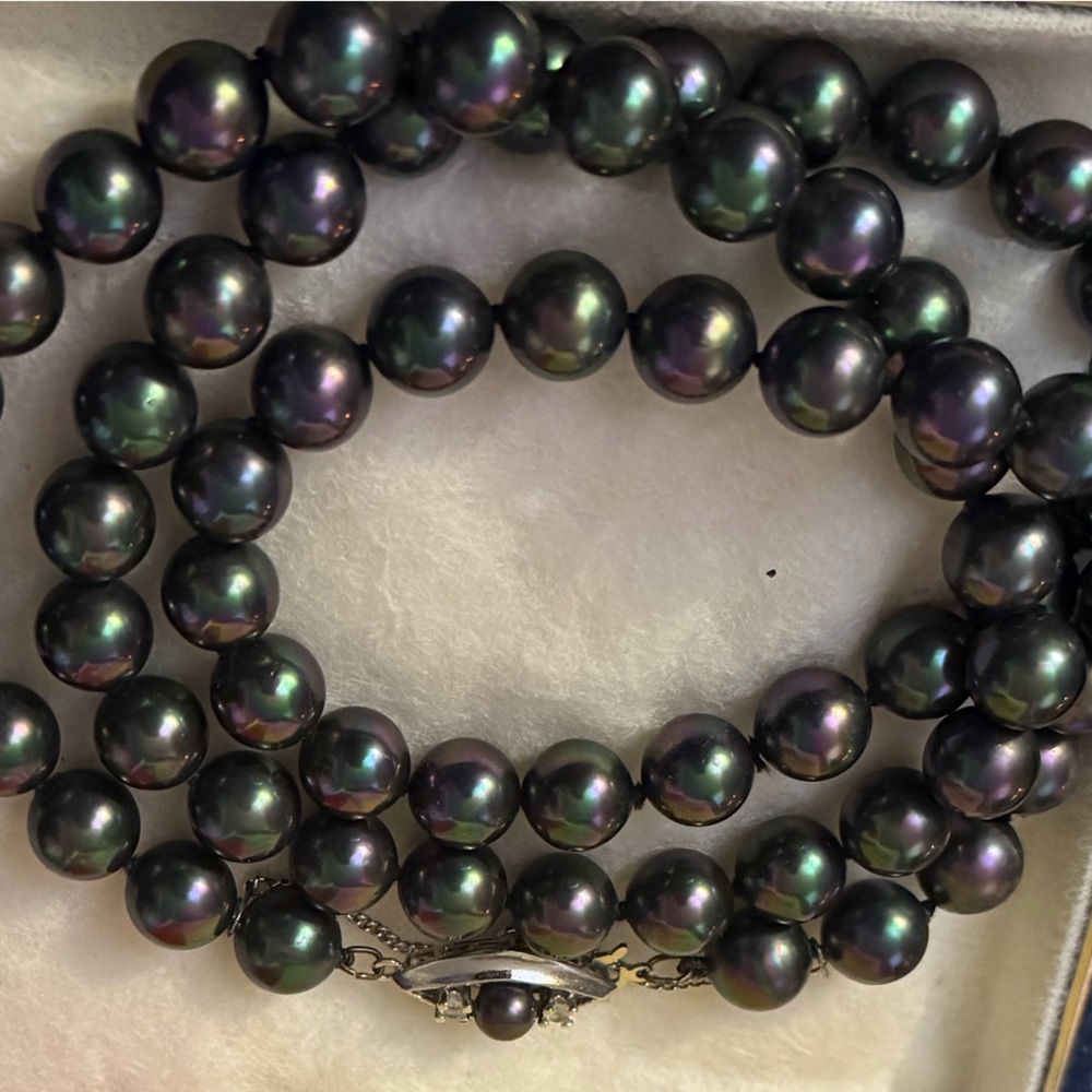 Majorica 1972 9mm Black Pearl Necklace